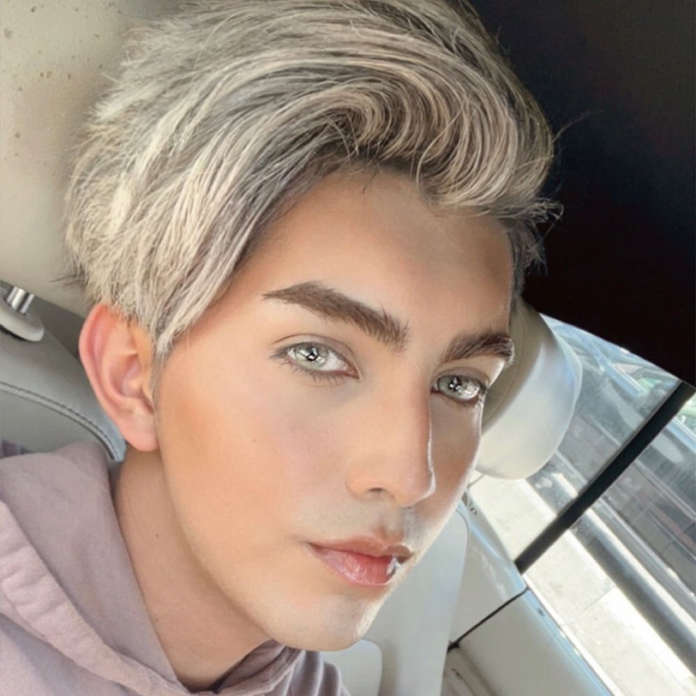 Meet your Posher, Bryan